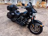 Harley-Davidson E-Glide, FLHTCU - Harley-Davidson Motorräder in Berlin