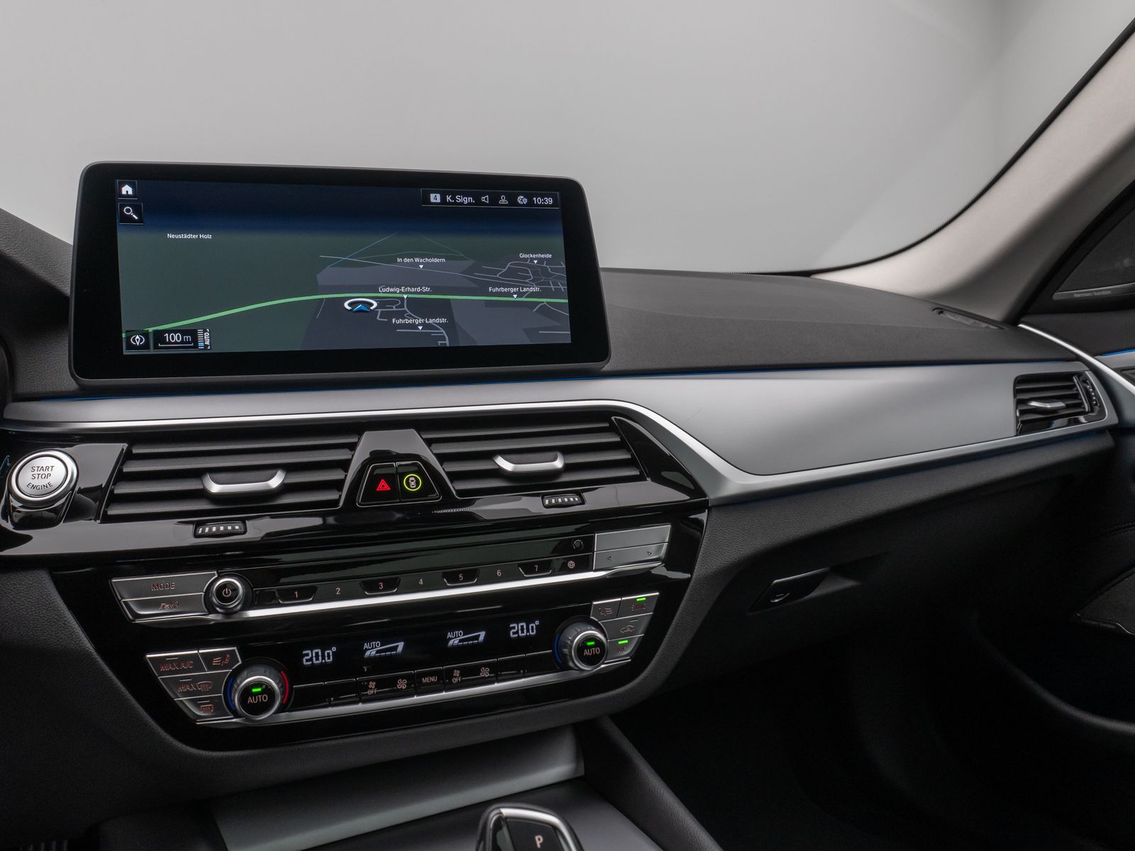 Fahrzeugabbildung BMW 530e Panorama Leder DAB H/K WLAN Stop&Go Alarm