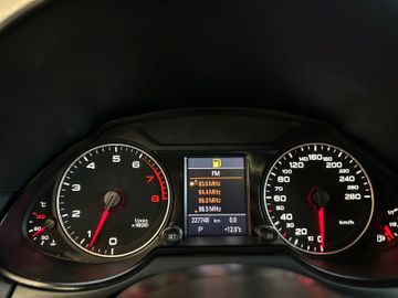 Audi Q5 3.2 FSI quattro *Kamera*Klima*Xenon*Panorama*