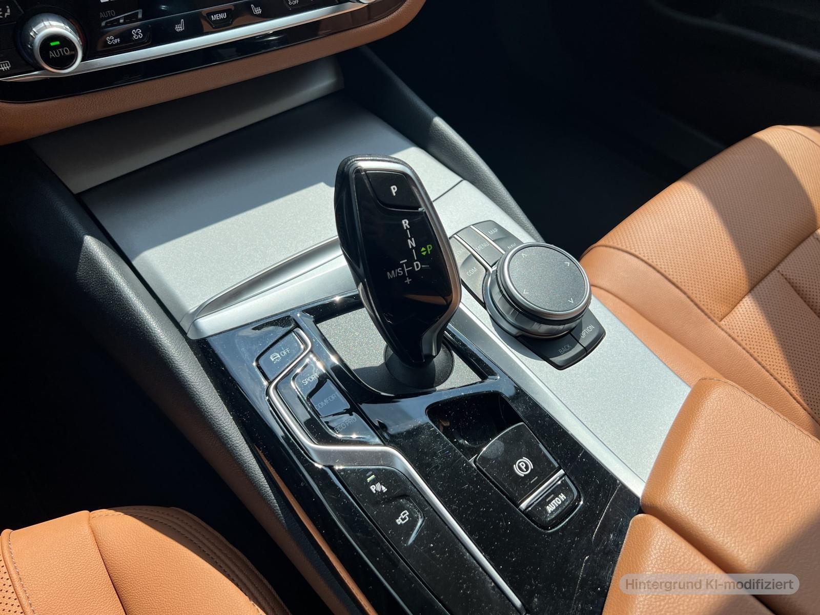 BMW 530d xDrive TOURING 360° KAMERA DRIVING ASSIST P