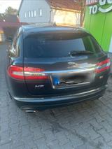 Jaguar XF 4-2015 - Kombi- V6 - 3.0 Diesel - Jaguar XF mit Diesel-Antrieb: Kombi, 3.0