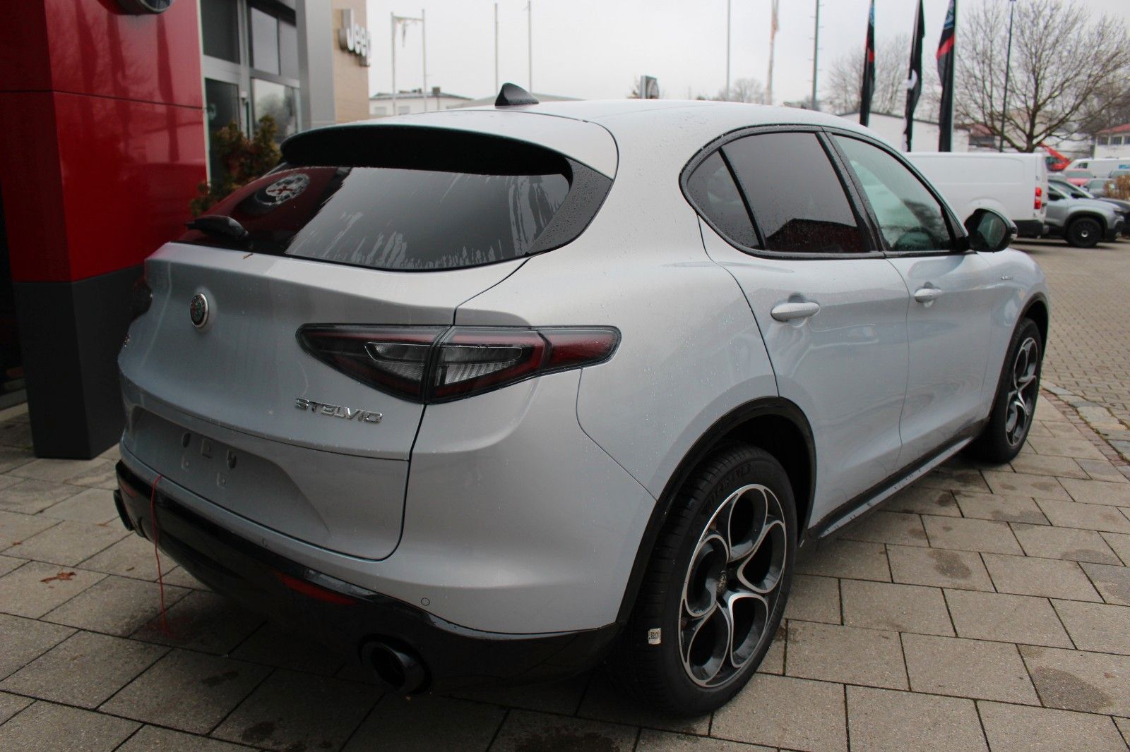 Alfa Romeo Stelvio - Bild 3