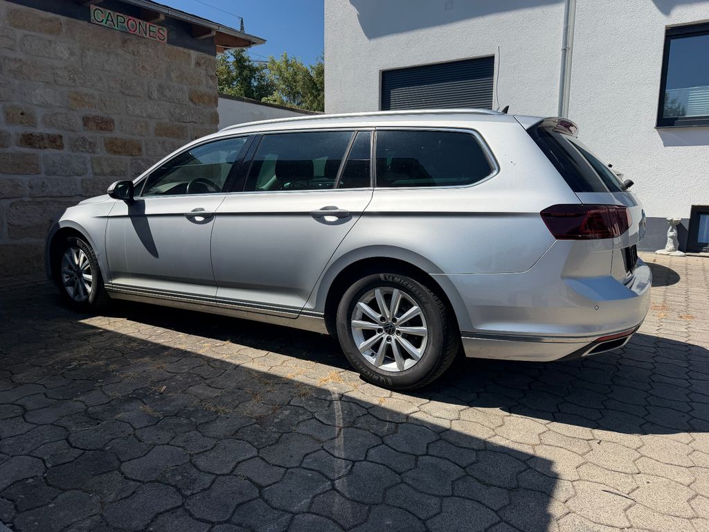 Image of Volkswagen Passat Variant