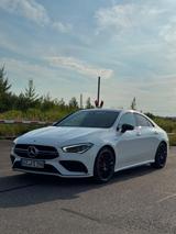 Mercedes-Benz CLA 35 AMG Mercedes /AMG lenkrad/Pano/SZH/Alcant - Mercedes-Benz CLA 35 AMG: Coupe