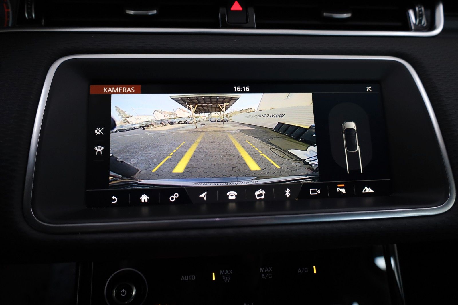 Fahrzeugabbildung Land Rover Range Rover Evoque 4WD,Navi,LED,Kamera,CarPlay