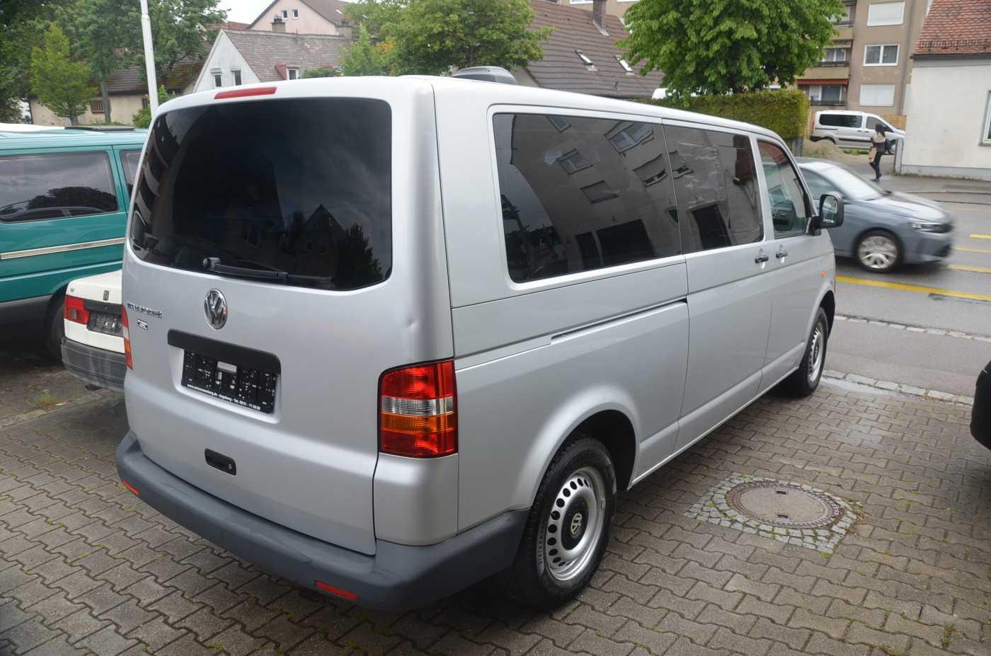 Volkswagen T5 Bus 2,5TDI,  langer Radstand,