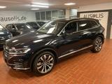 Volkswagen Touareg 3.0 V6 Elegance EHybrid Leder,AHK,Memory - Volkswagen Touareg in Essen