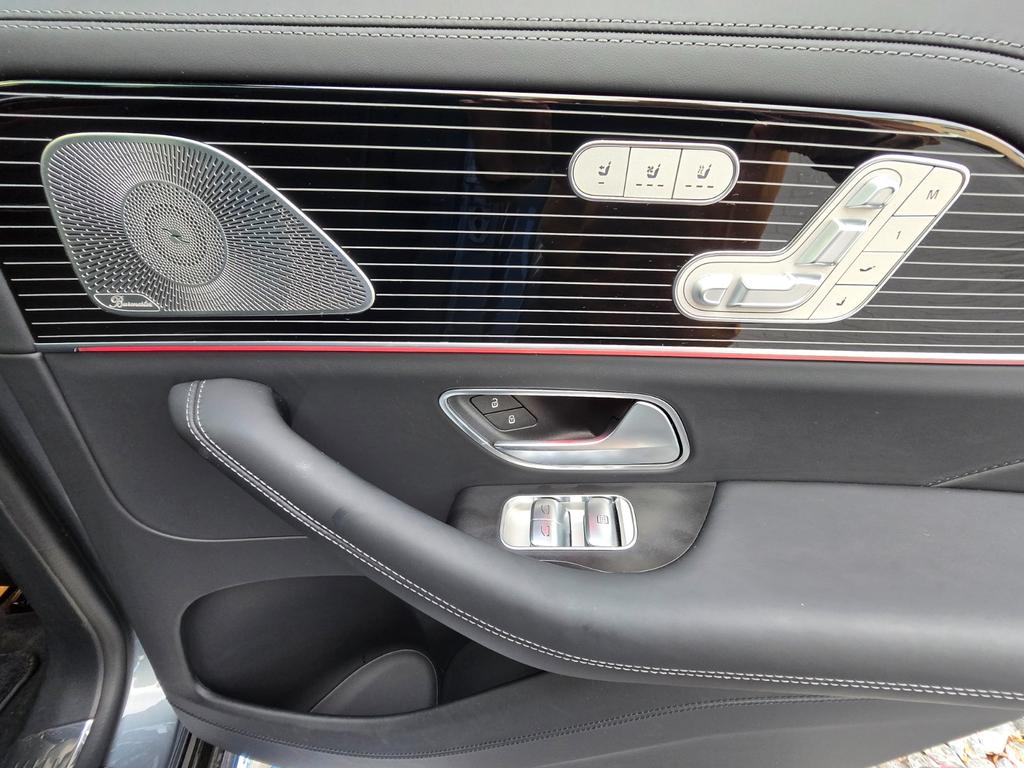 Mercedes-Benz GLS 600