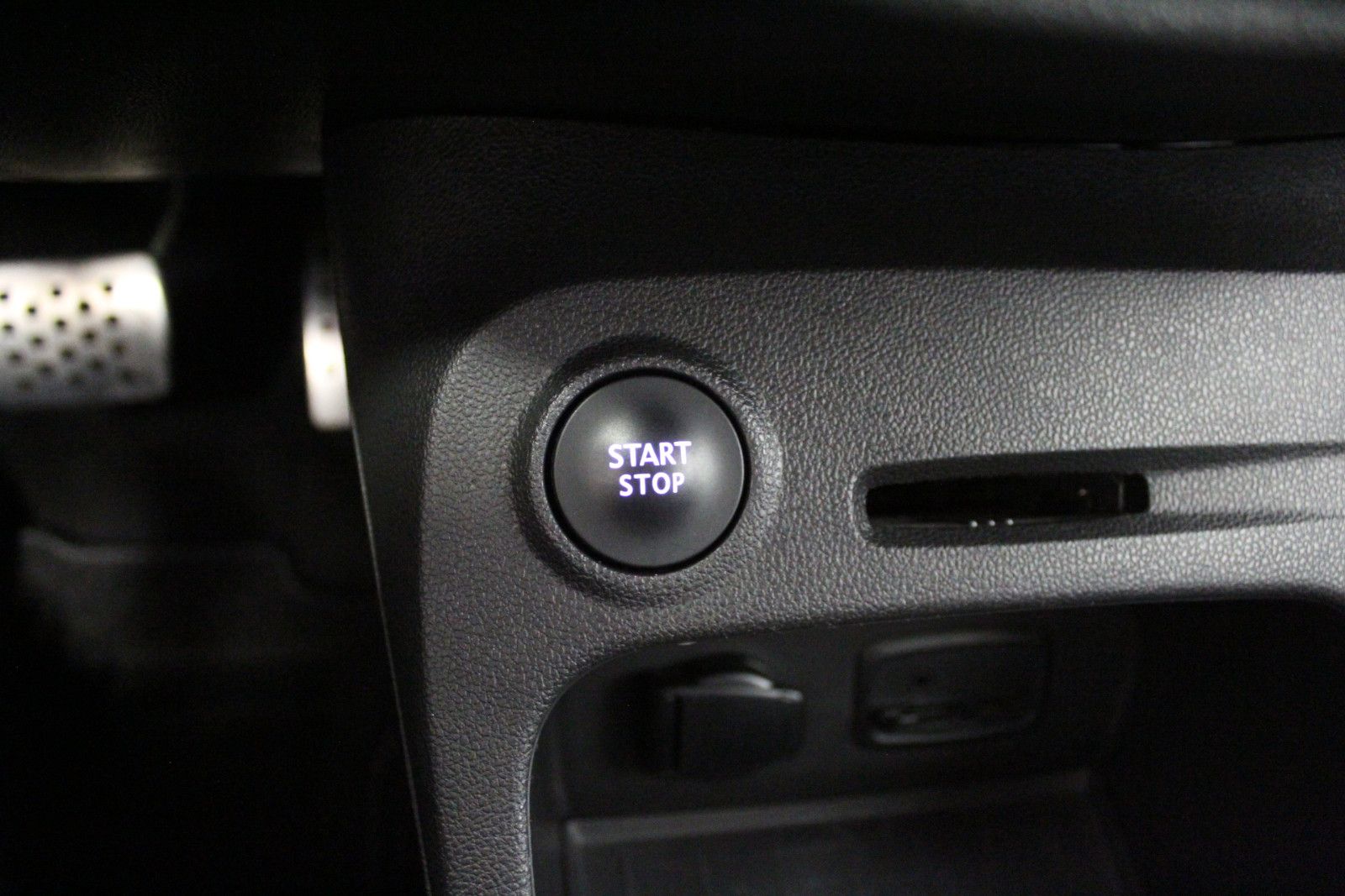 Fahrzeugabbildung Renault Captur TCe 150 EDC GPF Bose Edition