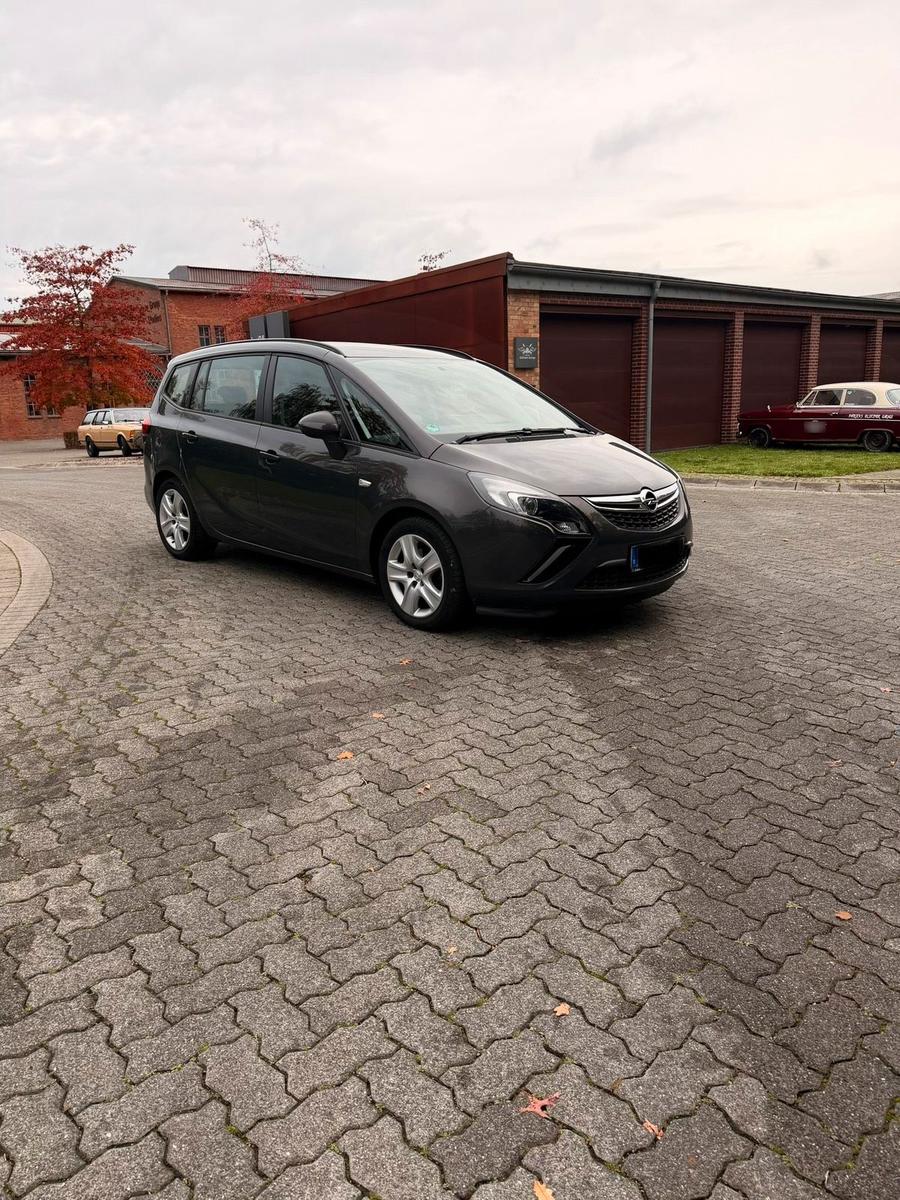 Opel Zafira Tourer