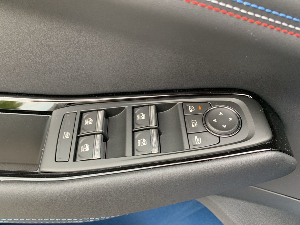 Renault Rafale - Bild 20