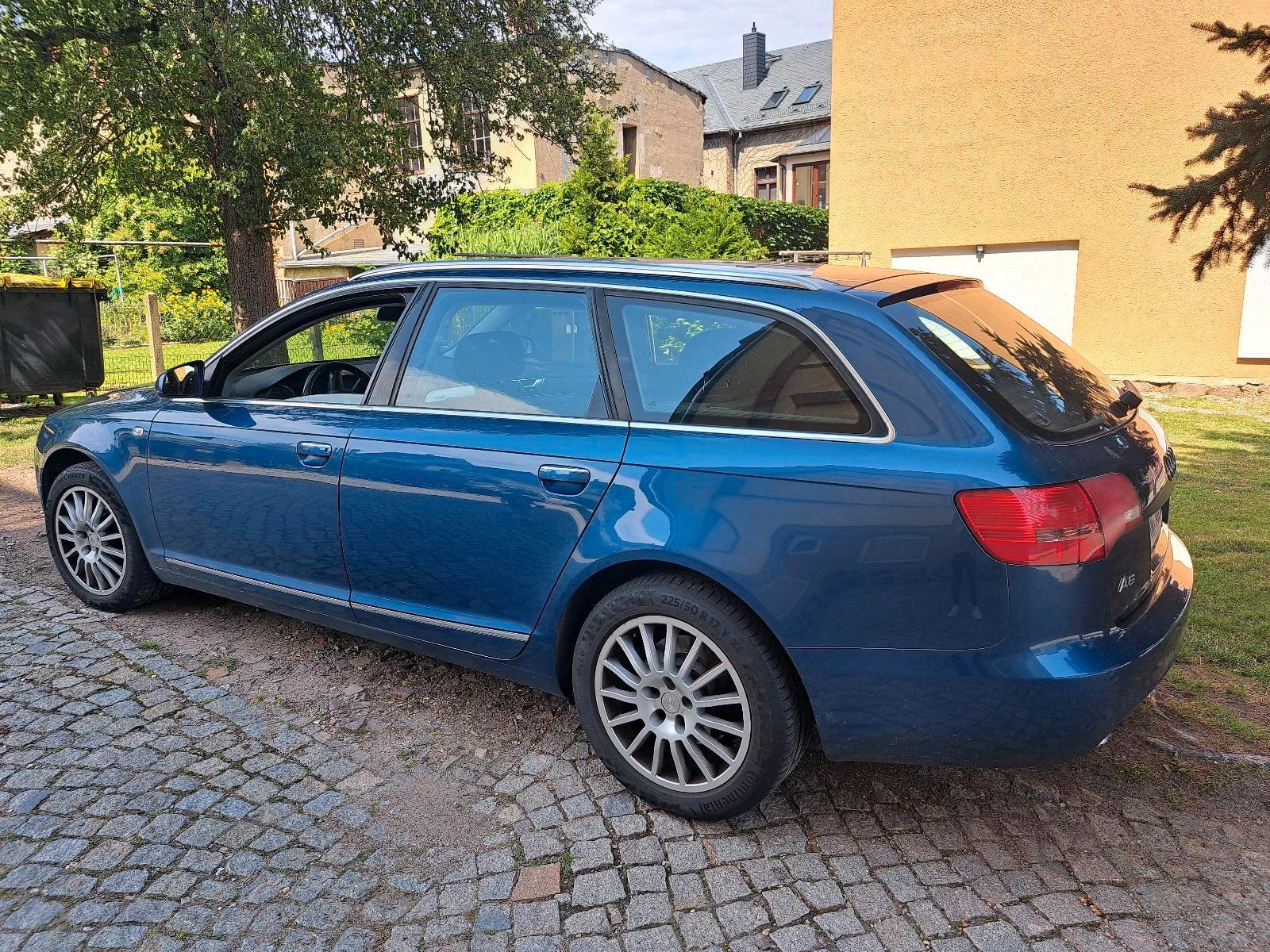 Audi Quattro 2005 — rear view