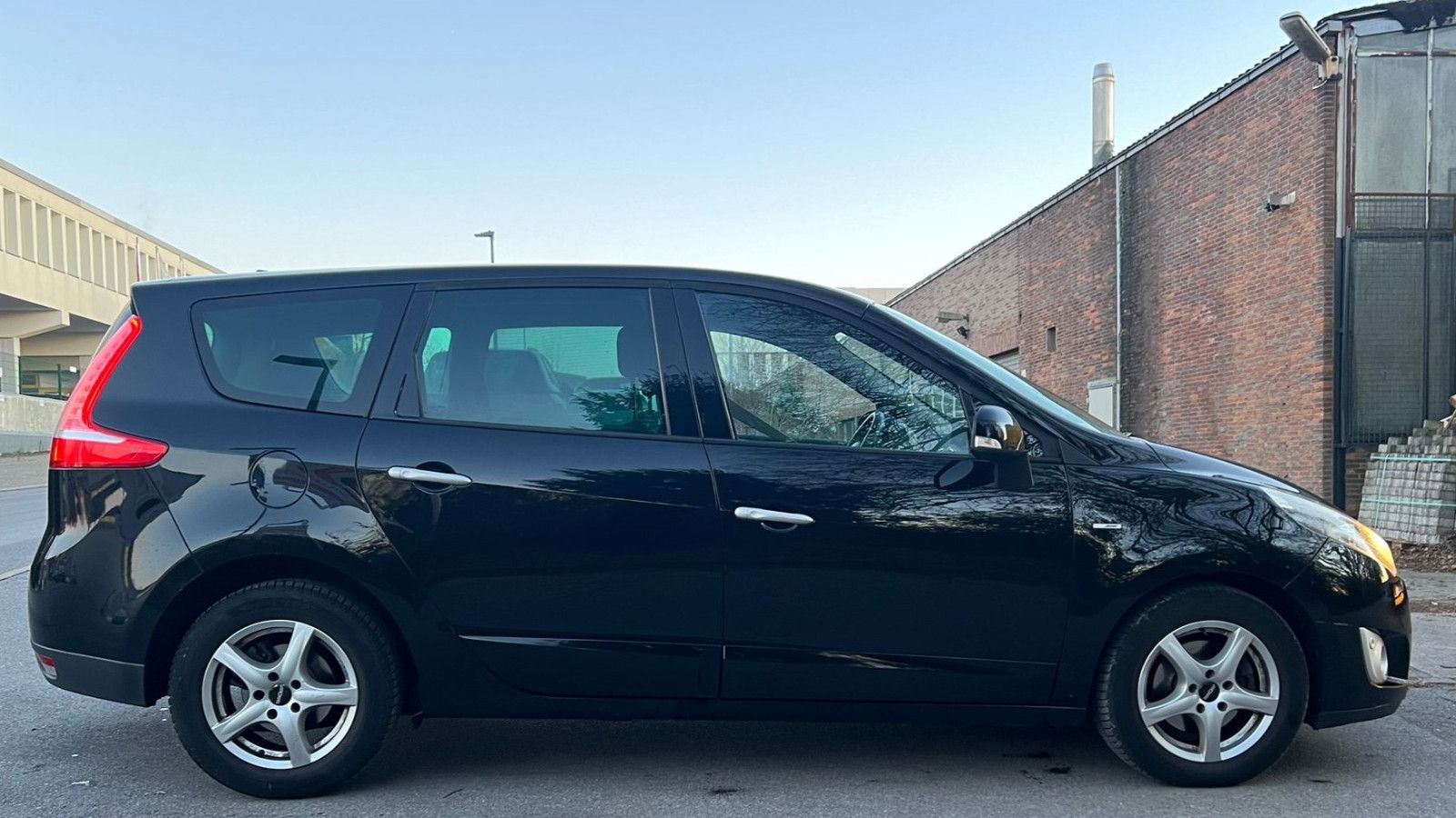 RENAULT Scenic III Grand BOSE Edition