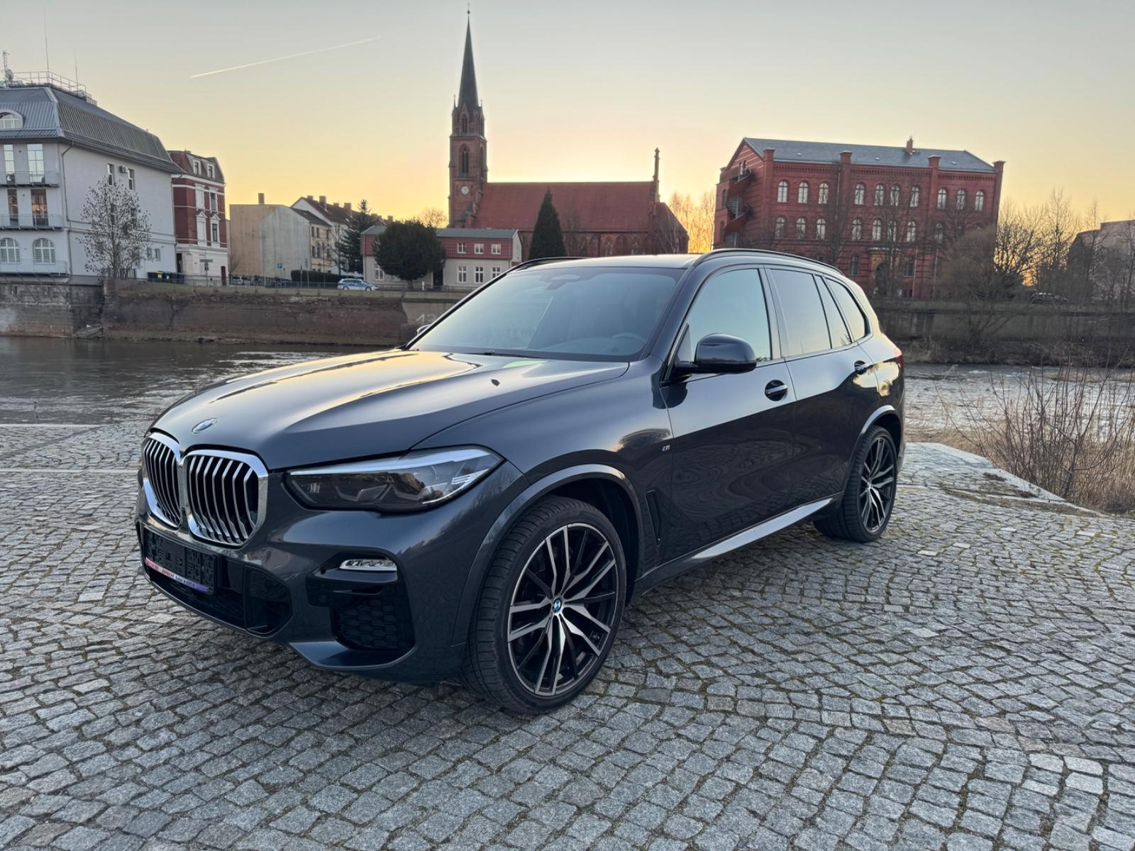 BMW X5 xDrive 30 d M Paket
