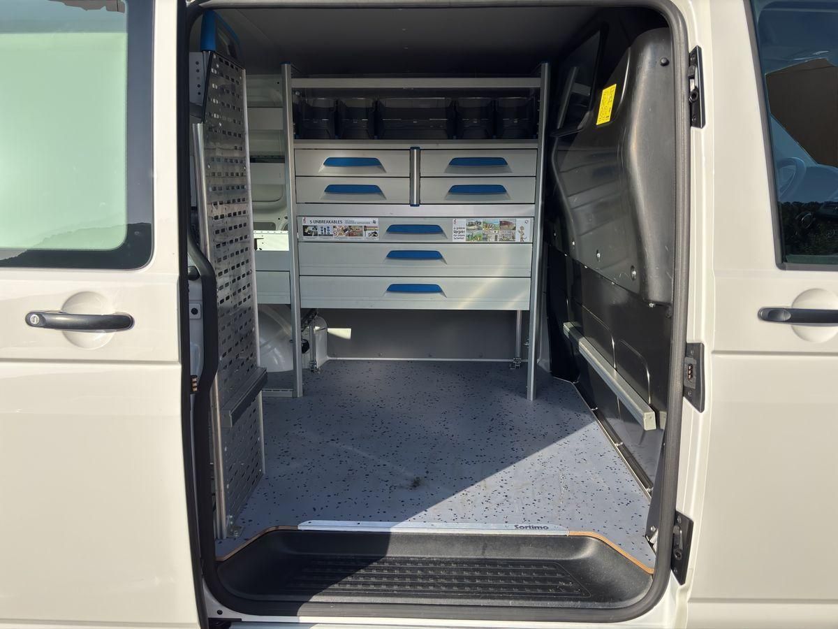 T6 Transporter Kasten 2.0 TDI DSG ACC RFK NAV LE