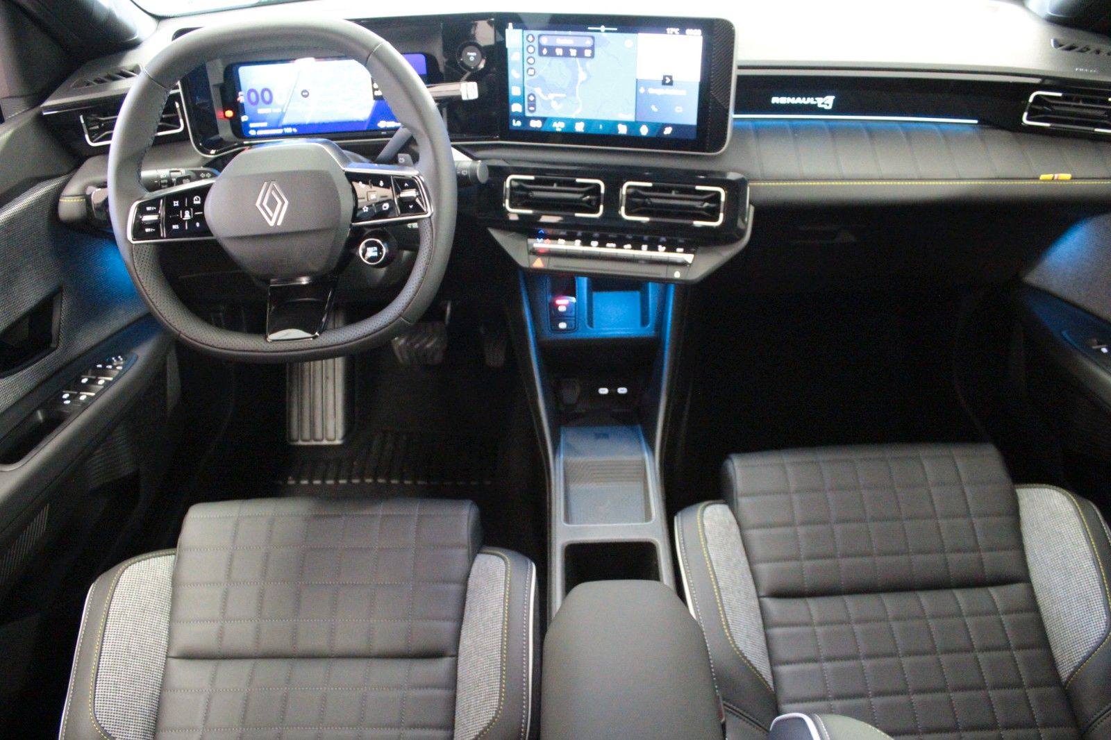 Fahrzeugabbildung Renault R 4 E-Tech 150 Comfort Range Iconic *Vollausst.*