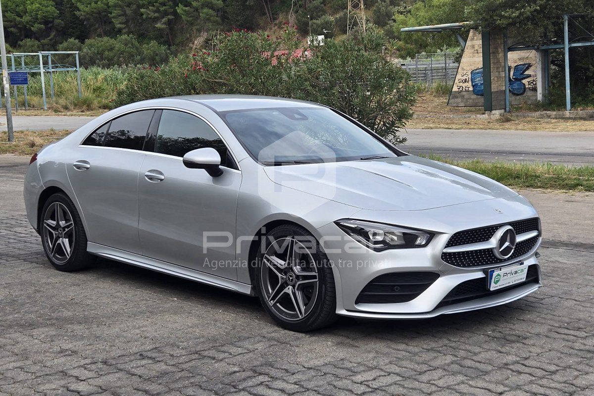 Mercedes-Benz MERCEDES CLA 200 d Automatic Premium imagem 3