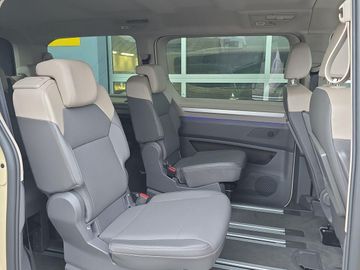 Volkswagen T7 Multivan - 10
