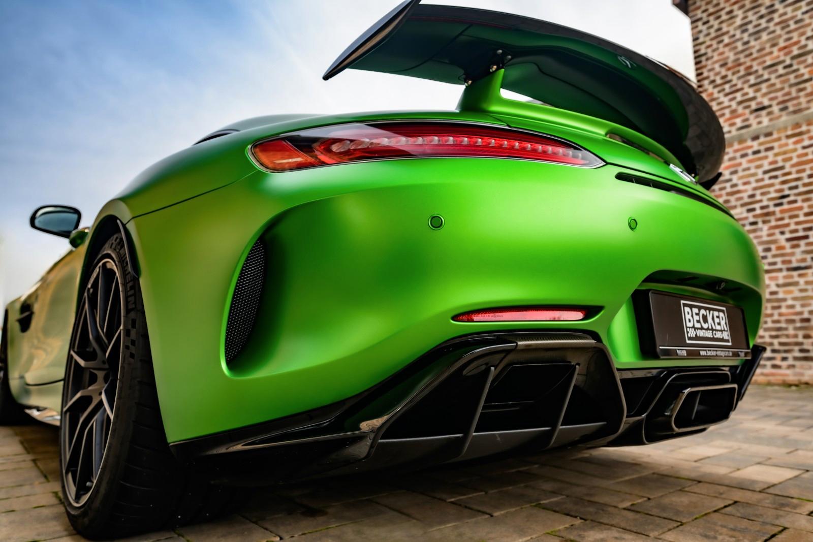 Mercedes-Benz AMG GT R