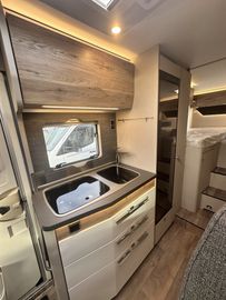 HYMER ERIBA HYMERCAR Exsis-t Pure 580