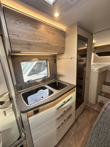 HYMER ERIBA HYMERCAR Exsis-t Pure 580