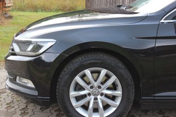 Volkswagen Passat - 11