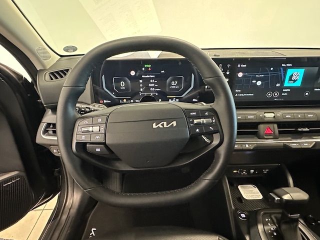 Fahrzeugabbildung Kia K4 Spirit EZ 2026 Navi Leder Digitales Cockpit S