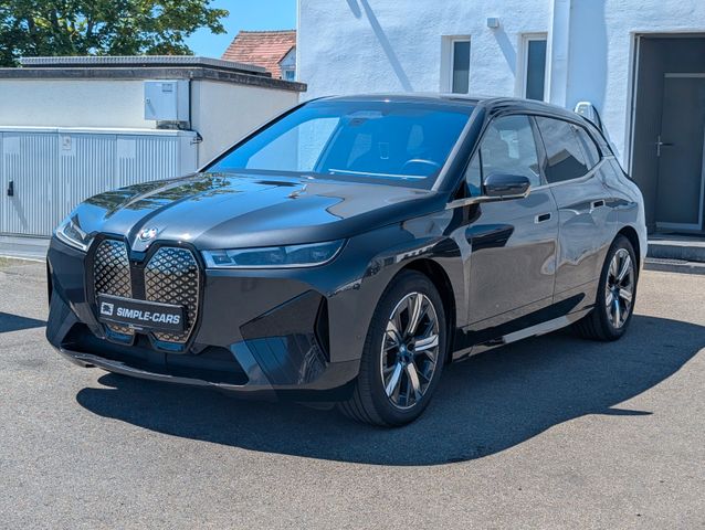 BMW iX M60 *AHK*SOFT*INDIVIDUAL*111KW*95%SOH*ICONIC*