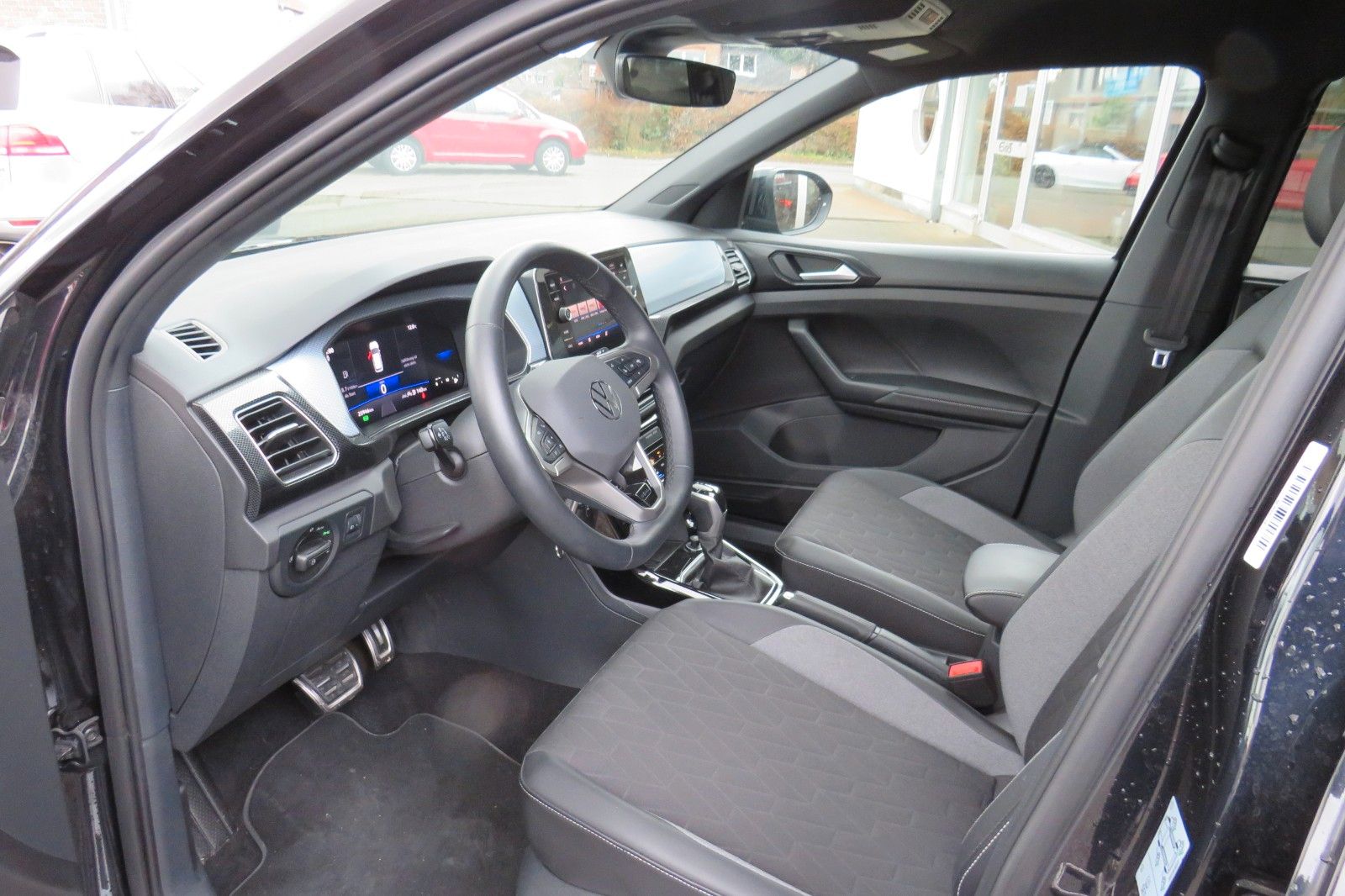 Fahrzeugabbildung Volkswagen T-CROSS DSG GOAL AHK PDC NAVI ASSISTENT-PA. 1.HD