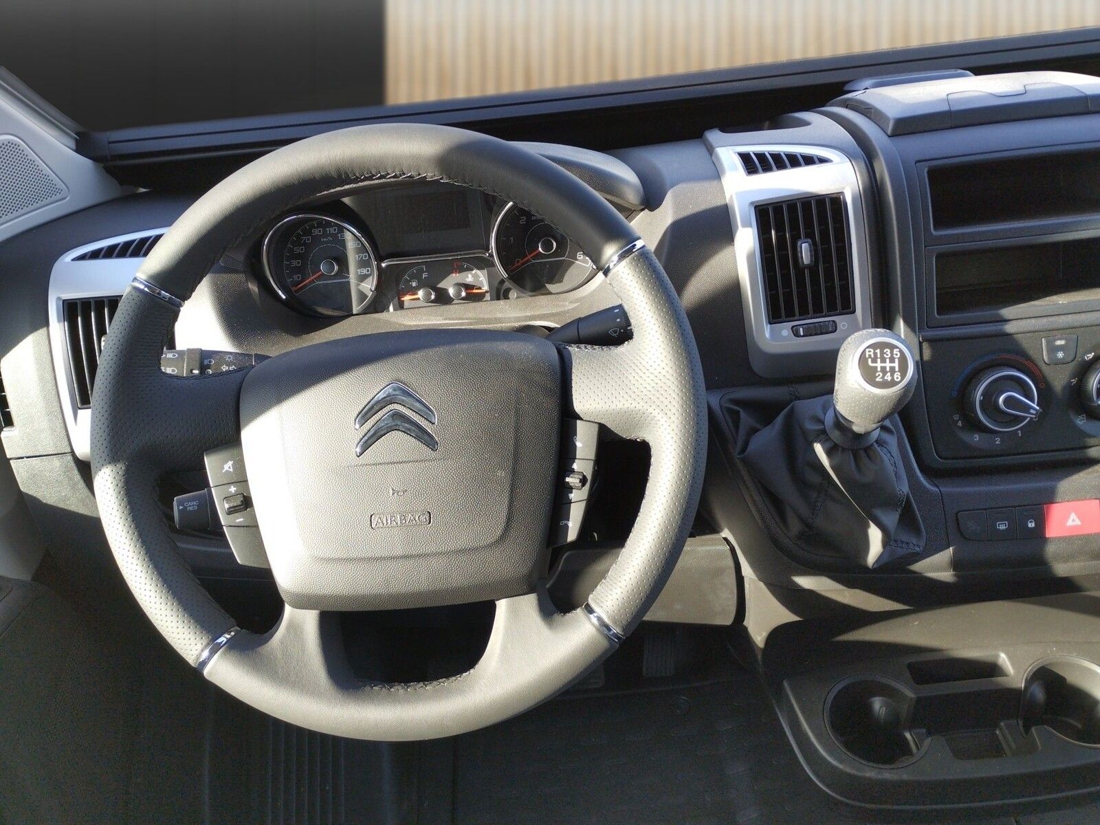 Fahrzeugabbildung Pössl Summit Shine 600 Citroen 140 PS ALL-IN-Paket