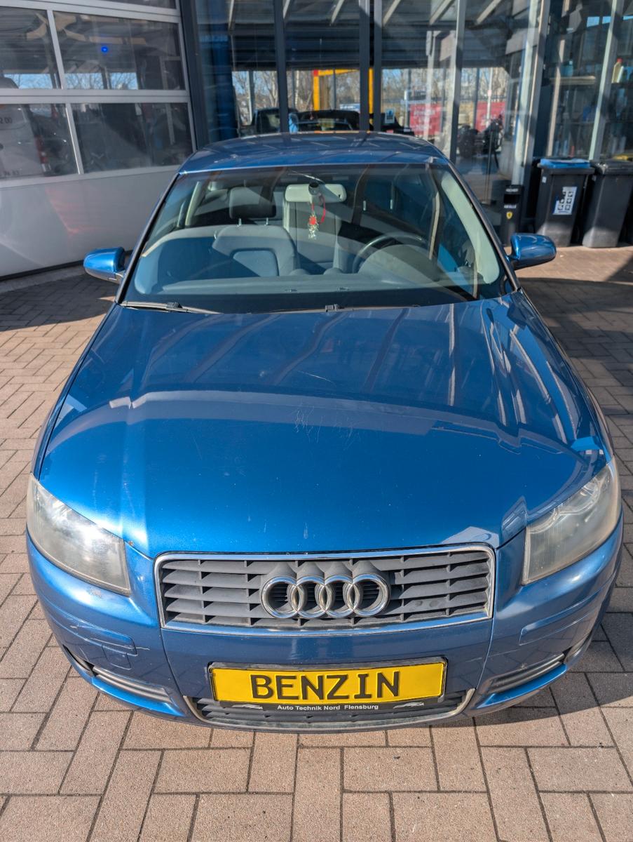 Audi A3 1.6 Ambiente *Klima *Alu-Felgen