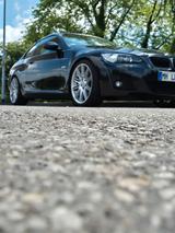 BMW 320i Coupé - - BMW 320 aus 2008: Coupé, 320i