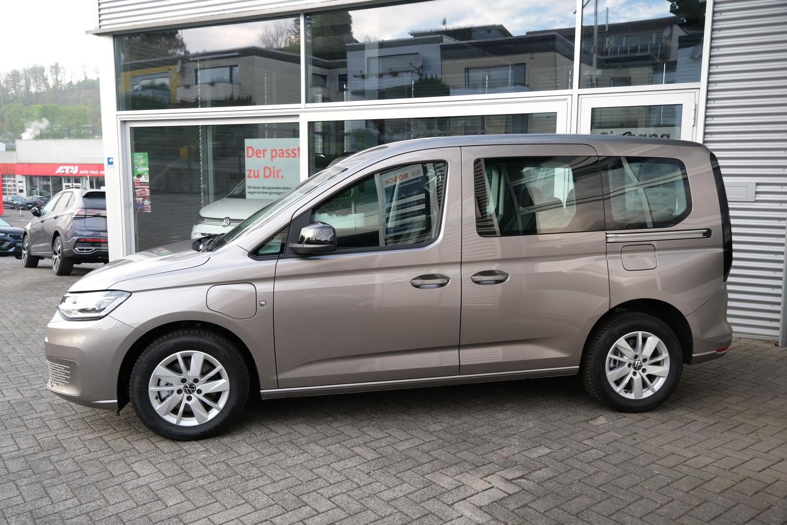 Volkswagen Caddy eHybrid Life Anhängerkupplung App-Conne... imagem 2