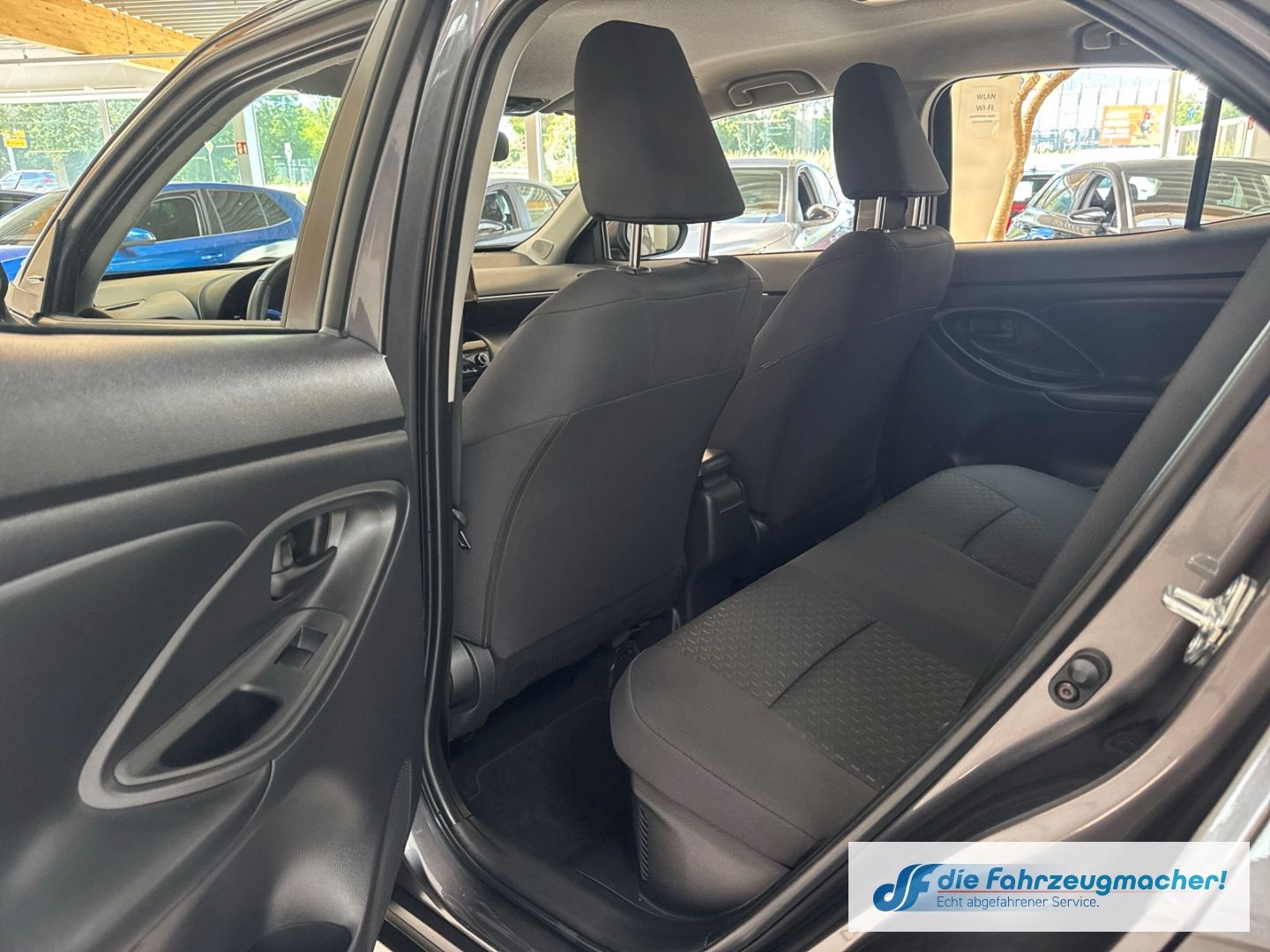 Fahrzeugabbildung Toyota Yaris Cross Hybrid FWD Comfort ACC DAB Spurhalte