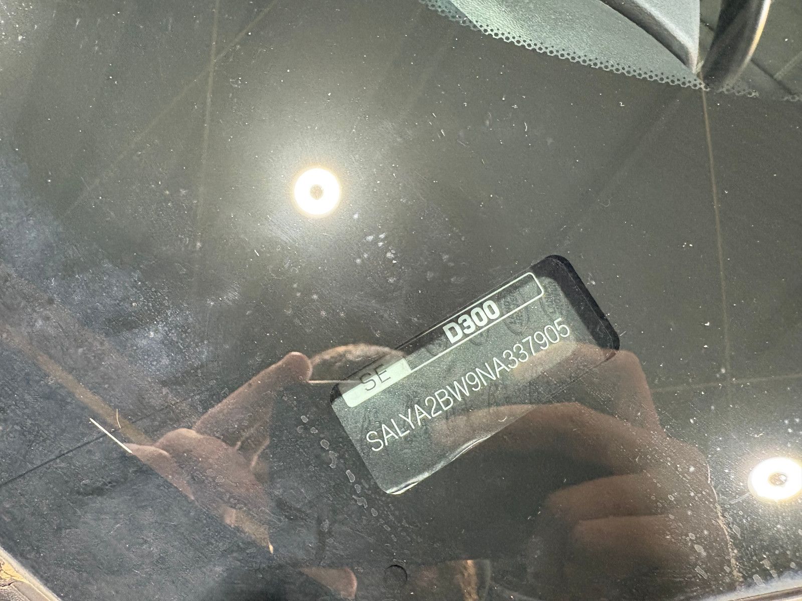 Fahrzeugabbildung Land Rover Range Rover Velar/R-DYNAMIC/PANO/HEAD-UP/ACC