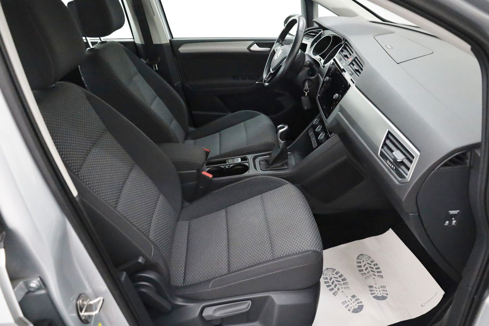 Fahrzeugabbildung Volkswagen Touran Comfortline 7 Sitzer,Navi,SH,PDC,ACC,AHK