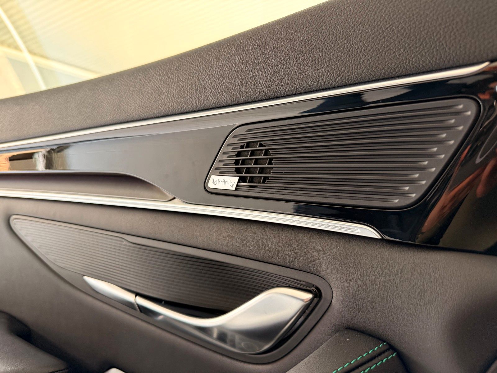 BYD SEAL U