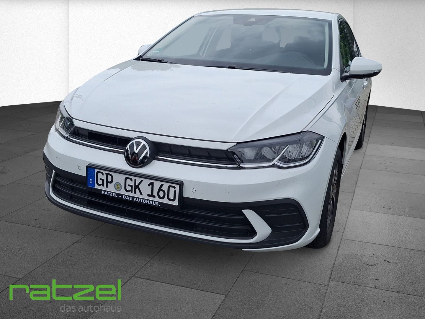 Fahrzeugabbildung Volkswagen Polo 1.0 TSI LIFE Sitzheizung+Allwetter+PDC