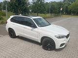BMW X5 xDrive30d M-Performance/AHK/LEDER/HUD/PANO/ - BMW X5 in Berlin