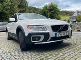 Volvo XC70 3.2 AWD Geartronic 6-Gang - Volvo XC70 mit Benzin-Antrieb: Leder