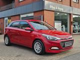 Hyundai i20-Trend Automatik-KLIMA-SHZG-LHZG-PDC-SR+WR-BT - Hyundai i20: mit Anhängerkupplung