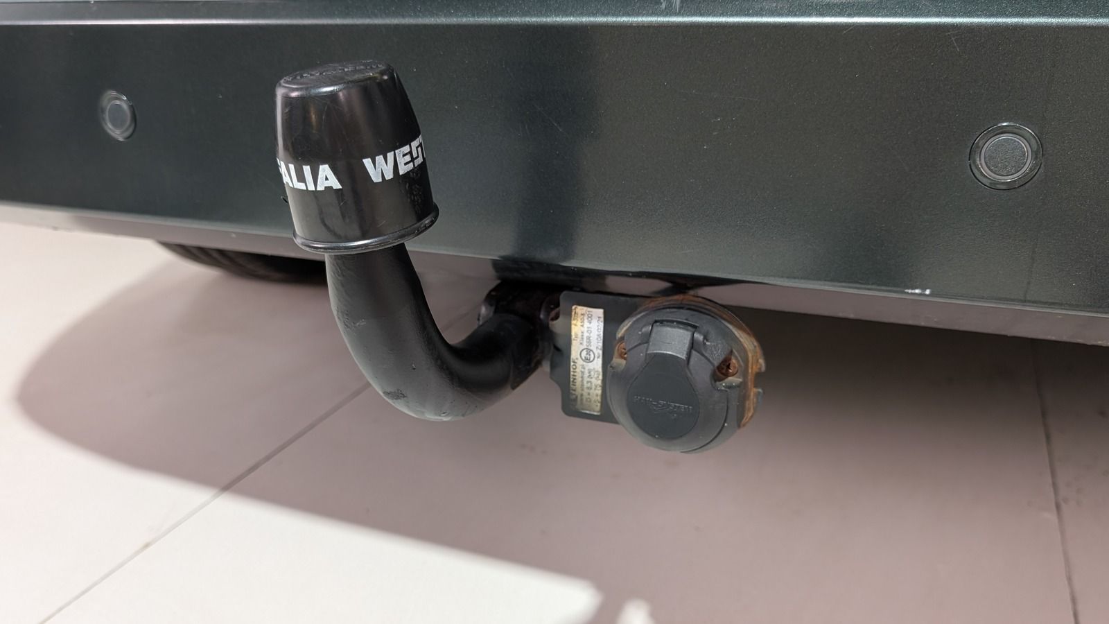 Fahrzeugabbildung Ford Grand Tourneo Connect 1.5 TDCi * LED * Navi Tita