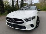 Mercedes-Benz A 180 Progressive Automatik NightPaket Navi - Mercedes-Benz A 180: Progressive