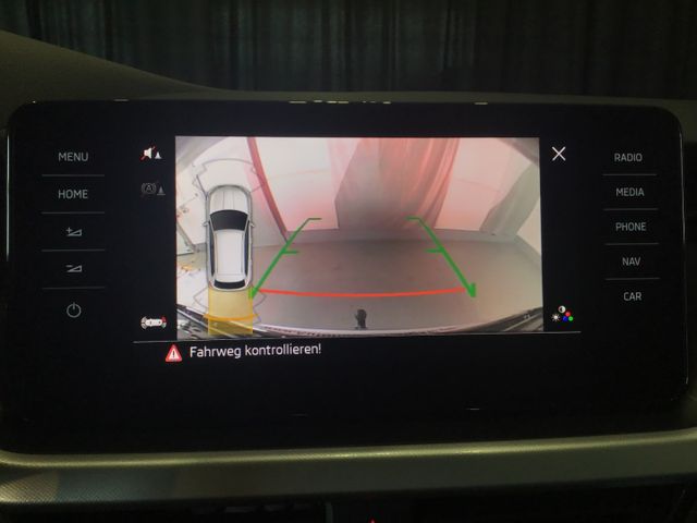 Fahrzeugabbildung Skoda Kamiq Ambition 1.5 TSI DSG/Navi/AHK/ACC/Kamera