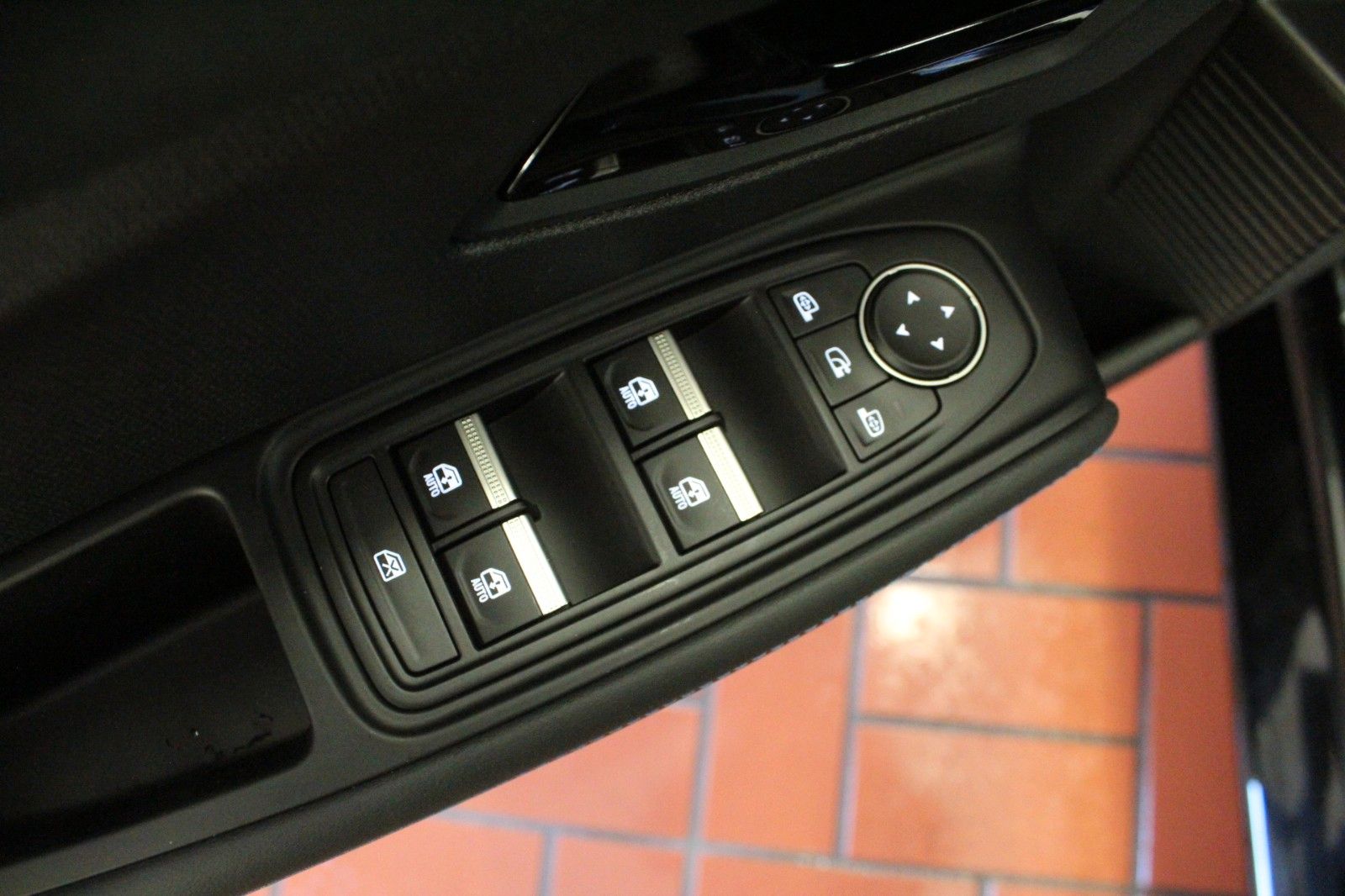 Fahrzeugabbildung Renault Clio VI TCe 115 EDC Esprit Alpine*Harman Kardon*