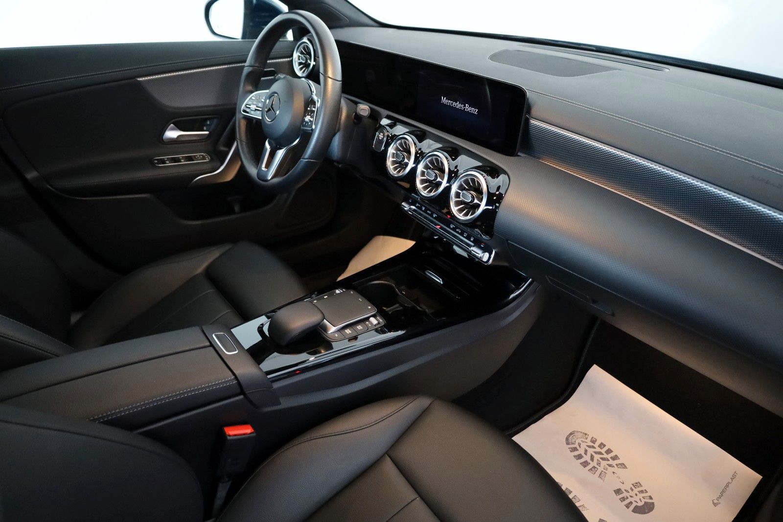 Fahrzeugabbildung Mercedes-Benz CLA 250e Coupé Leder,Navi,LED,Kamera,Park Paket
