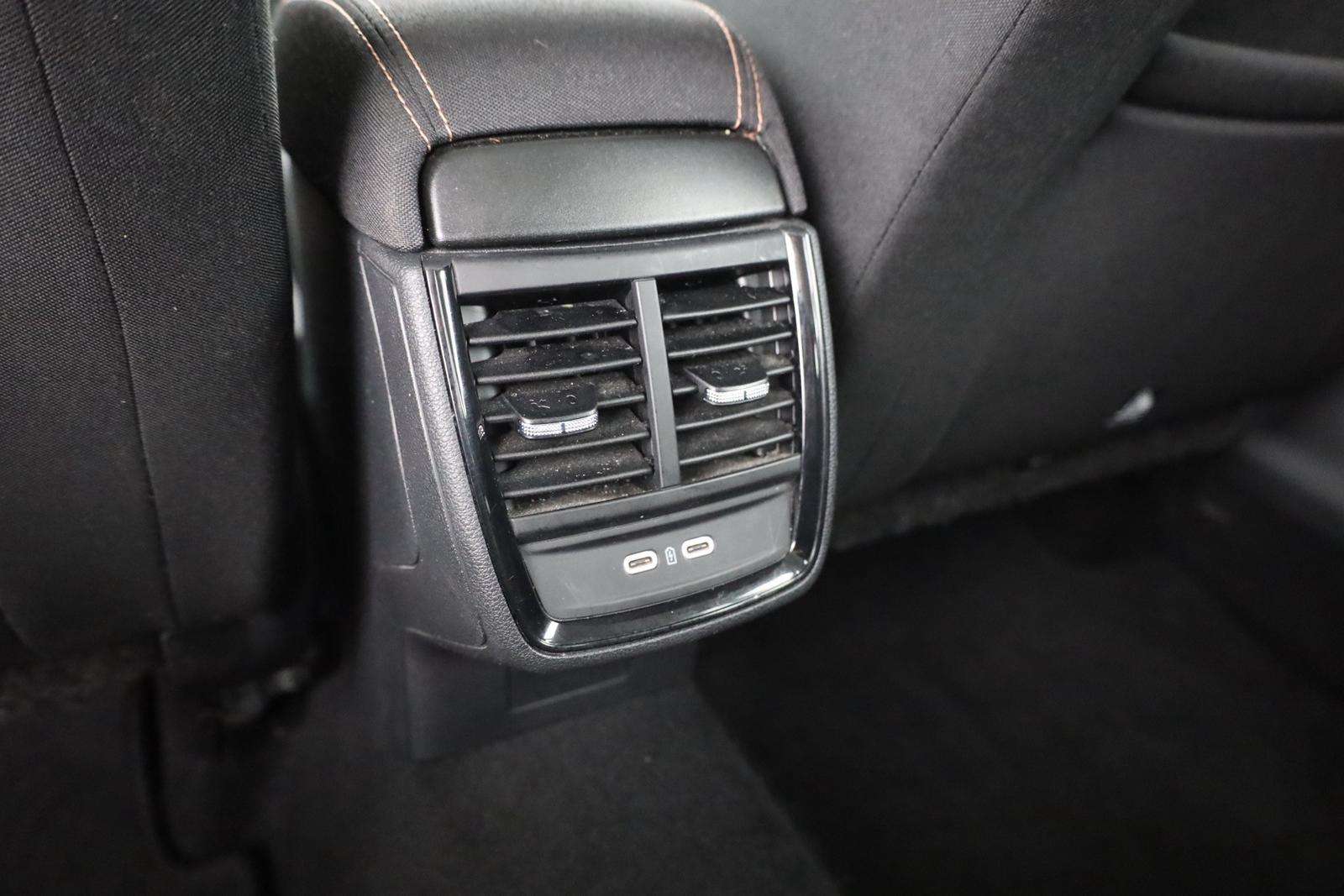 Skoda Kamiq 1.0 TSI DSG Style LED Android Apple PDC