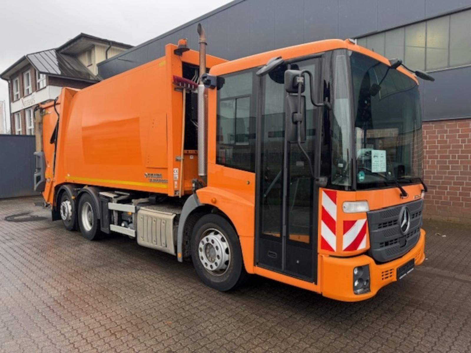 Mercedes-Benz 2635 6x2 Econic Faun VarioPress II /Kombilift