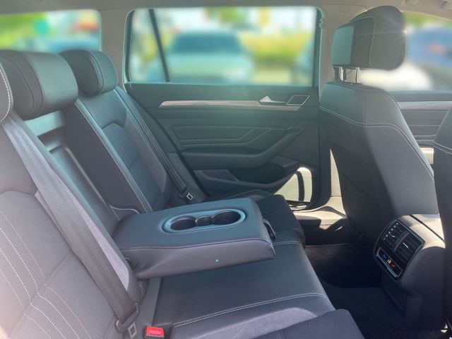 Passat Alltrack 2.0 TDI 4M +LED+KAM+ACC+AHK+SHZ+