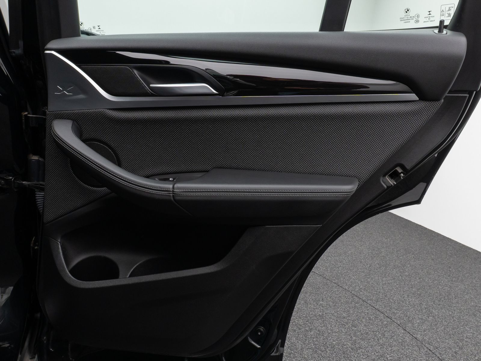 Fahrzeugabbildung BMW X3 xD30e Panorama DAB HiFi Leder M Sport 20Zoll